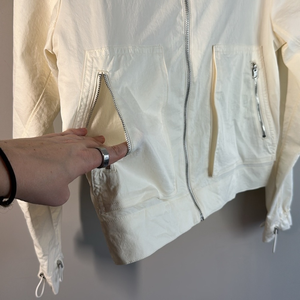NWT Calia Womens Twill Cargo Jacket Ivory Size XS Mock Neck Athleisure Gym Zip - Picture 11 of 16